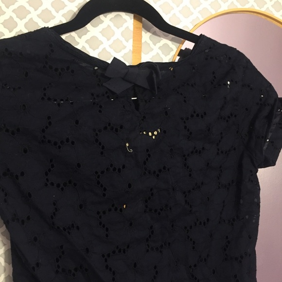 NWT Hollister Navy Top - Picture 3 of 4
